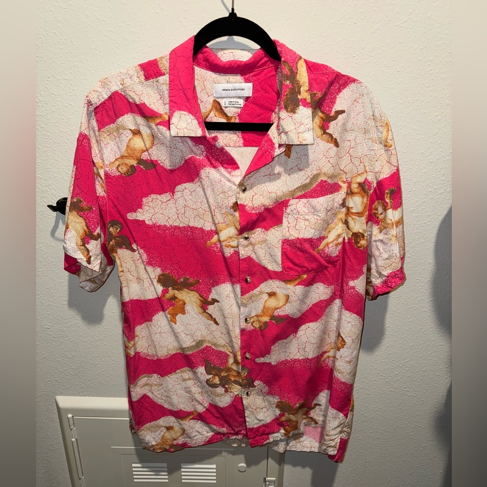 Men’s pink cherub button downn